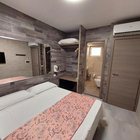 Hotel Pontenuovo Merone Eksteriør billede