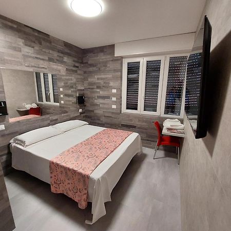 Hotel Pontenuovo Merone Eksteriør billede